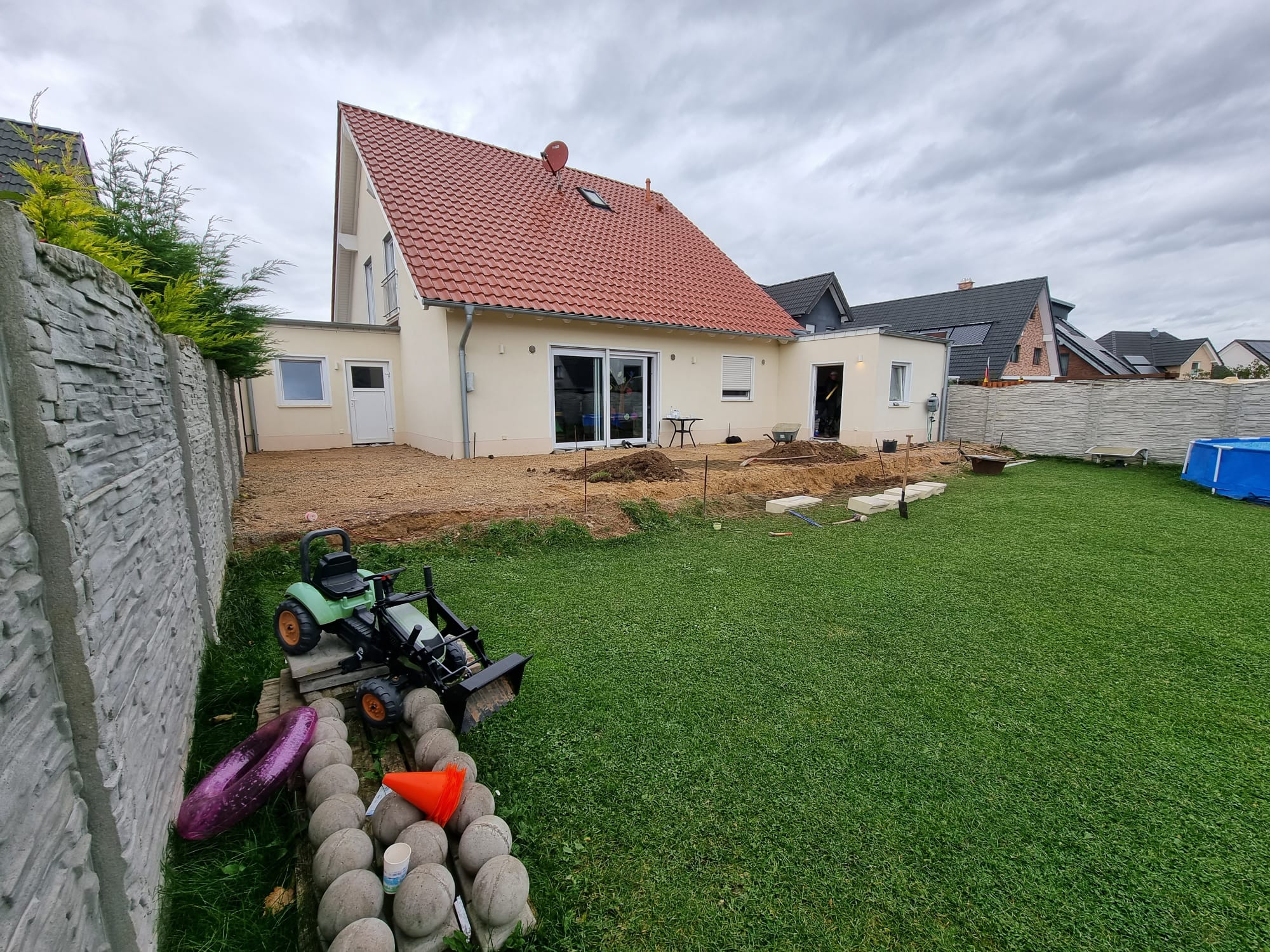 Terrassenbau Einfamilienhaus – Vorher